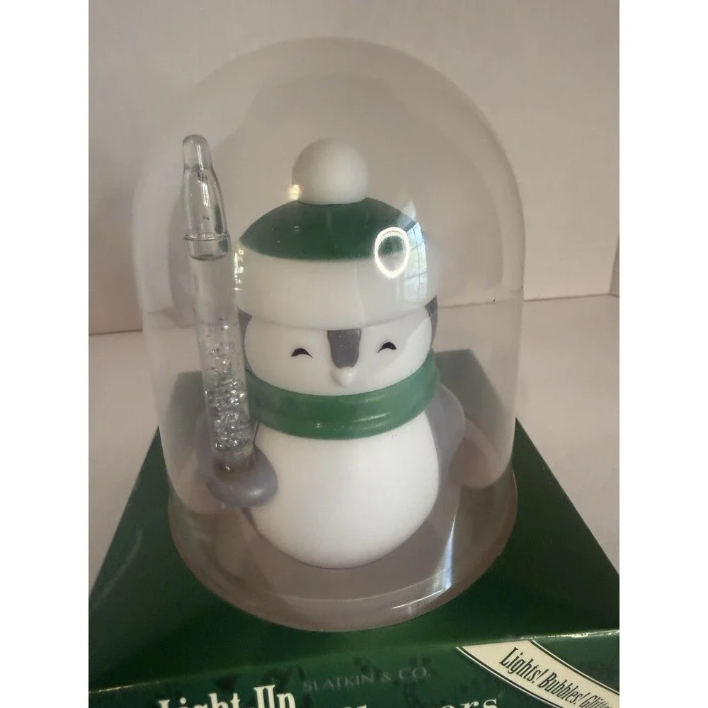 Slatkin & Co. Light-Up Plug-in Diffuser Holiday Christmas Green White Penguin